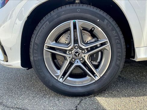 New 2026 Mercedes-Benz GLE 450 4MATIC image 11
