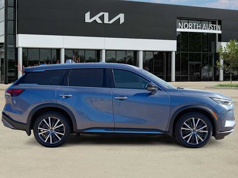 Used 2023 INFINITI QX60 Sensory w/ Vision Package image 7