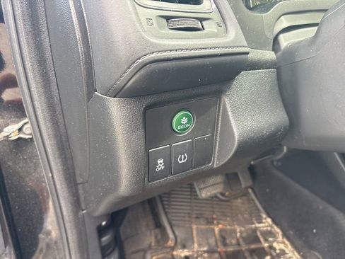 Used 2016 Honda HR-V EX image 19
