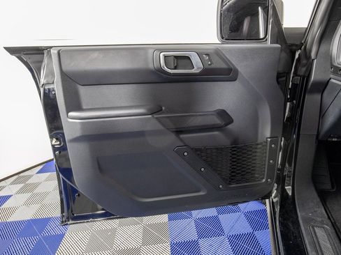 Used 2025 Ford Bronco Big Bend image 13