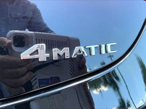 Used 2025 Mercedes-Benz CLE 300 4MATIC Cabriolet image 9