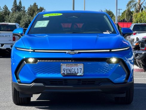 Used 2026 Chevrolet Equinox EV LT FWD image 10