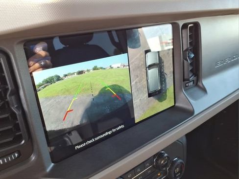 Used 2024 Ford Bronco Wildtrak AWD/4WD image 22