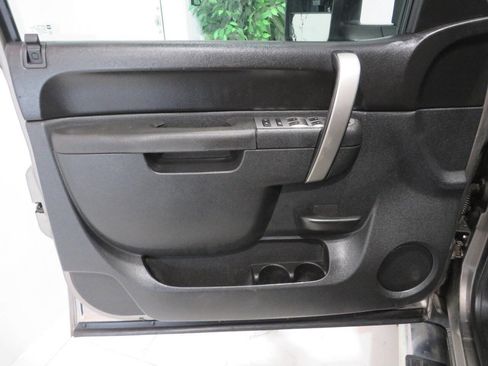 Used 2013 GMC Sierra 2500 SLE w/ SLE Preferred Package image 22