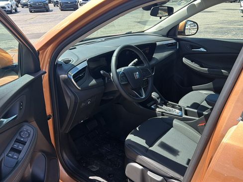 Used 2024 Buick Encore GX Preferred FWD image 8