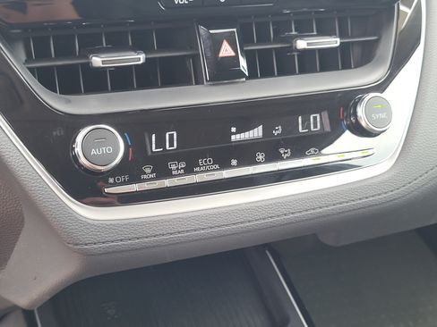 Certified 2026 Toyota Corolla Cross XLE w/ Convenience Package AWD/4WD image 19