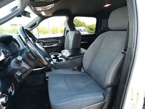 Used 2024 RAM 2500 Big Horn AWD/4WD image 24