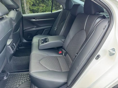 Used 2024 Toyota Camry XSE w/ Navigation Package FWD image 12