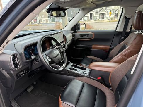 Used 2025 Ford Bronco Sport Outer Banks w/ Outer Banks Tech Package+ image 3