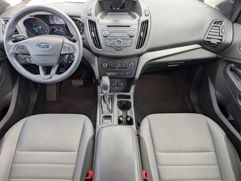 Used 2017 Ford Escape S image 5