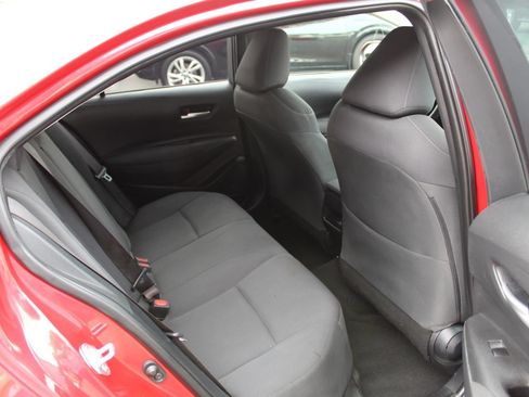 Used 2021 Toyota Corolla LE FWD image 11