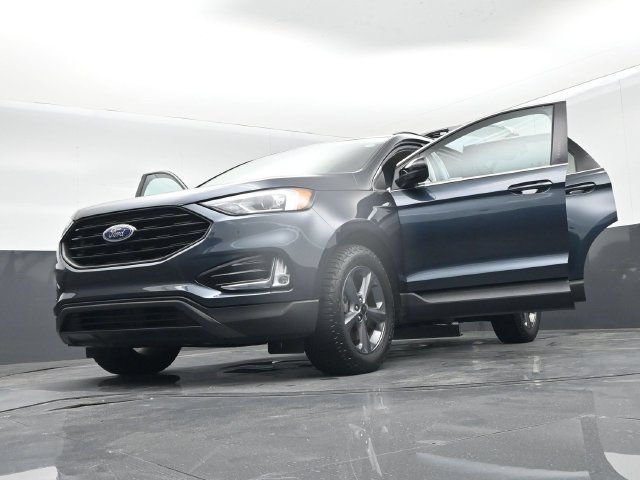 Certified 2022 Ford Edge SEL w/ Sport Appearance Package AWD/4WD image 71
