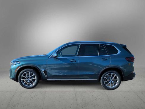 Used 2026 BMW X5 xDrive40i AWD/4WD image 5