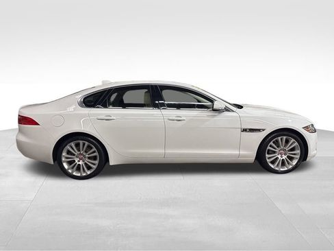Used 2020 Jaguar XF Premium AWD/4WD image 6