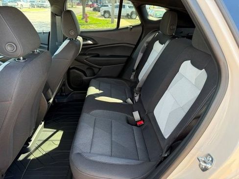 New 2026 Chevrolet Trax RS w/ Sunroof Package image 15
