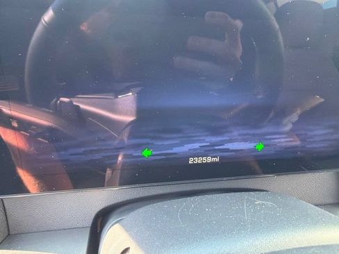 Used 2026 Chevrolet Traverse LT w/ Driver Confidence Package FWD image 10