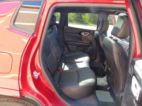 Used 2023 Jeep Compass High Altitude AWD/4WD image 42