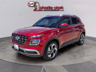 Used 2024 Hyundai Venue SEL image 1