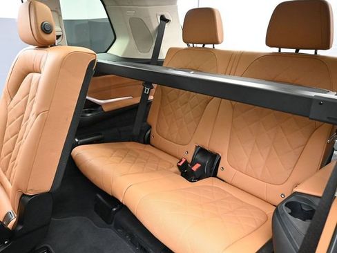 Used 2026 BMW X7 xDrive40i image 19