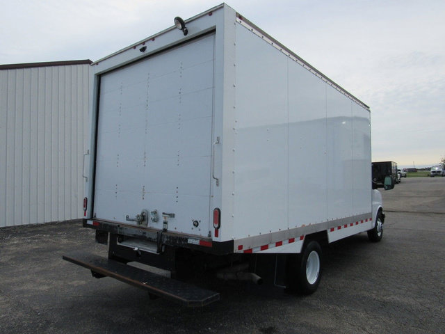 Used 2024 Chevrolet Express 3500 w/ Power Convenience Package RWD image 3