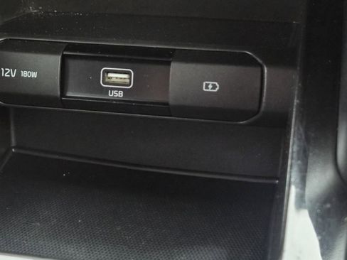 Used 2020 Kia Telluride S image 33