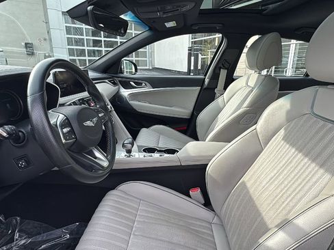 Used 2023 Genesis G70 3.3T w/ Sport Advanced Package image 20