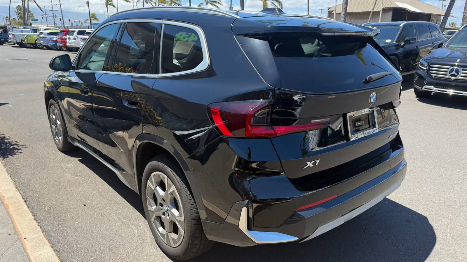 Used 2025 BMW X1 xDrive28i w/ Convenience Package AWD/4WD image 5