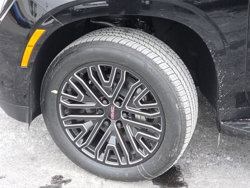 New 2026 GMC Yukon Elevation image 26