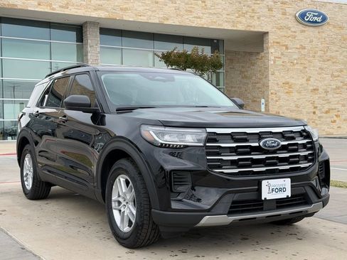 New 2026 Ford Explorer Active RWD image 47