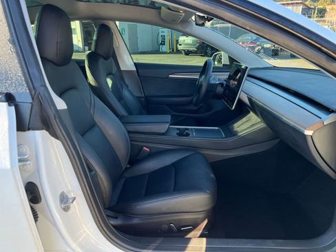 Used 2023 Tesla Model 3 Standard Range image 10