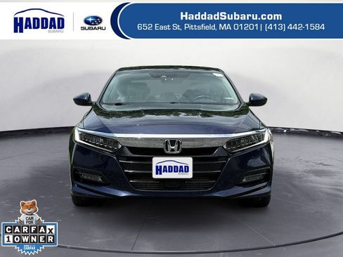 Used 2018 Honda Accord Touring image 9