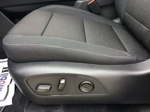 New 2026 Chevrolet Traverse LT image 34