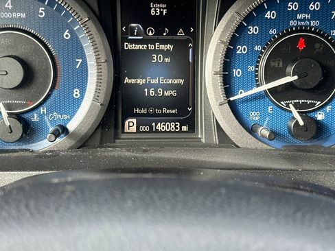 Used 2015 Toyota Sienna Limited Premium image 37