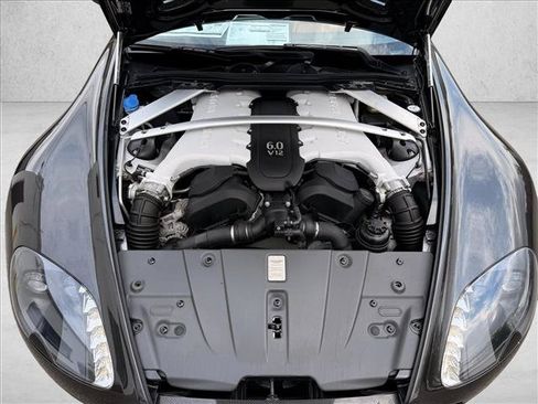 Used 2017 Aston Martin V12 Vantage S RWD image 19