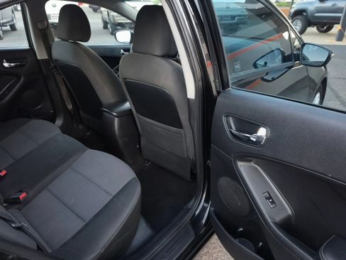 Used 2015 Kia Forte LX w/ Popular Package FWD image 29