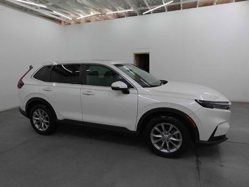 Used 2023 Honda CR-V EX-L image 4