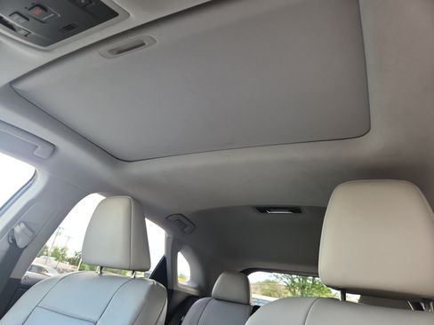 Used 2017 Lexus RX 350 AWD w/ Premium Package image 19