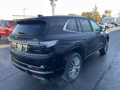 New 2026 Buick Enclave Avenir image 9