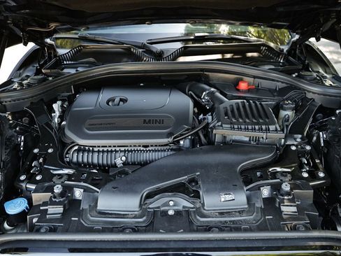 Used 2024 MINI Cooper Clubman S FWD image 29