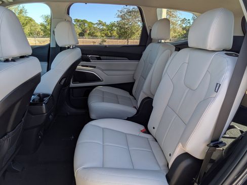 New 2025 Kia Telluride EX image 17