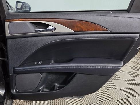 Used 2017 Lincoln MKZ Select image 30