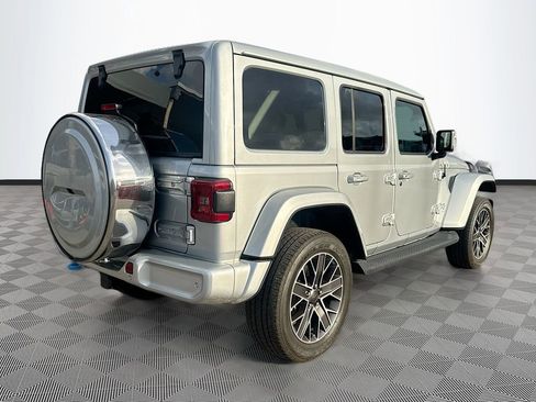 Used 2023 Jeep Wrangler Unlimited Sahara AWD/4WD image 6