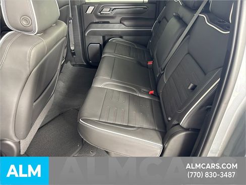 Used 2024 GMC Sierra 2500 AT4X image 24