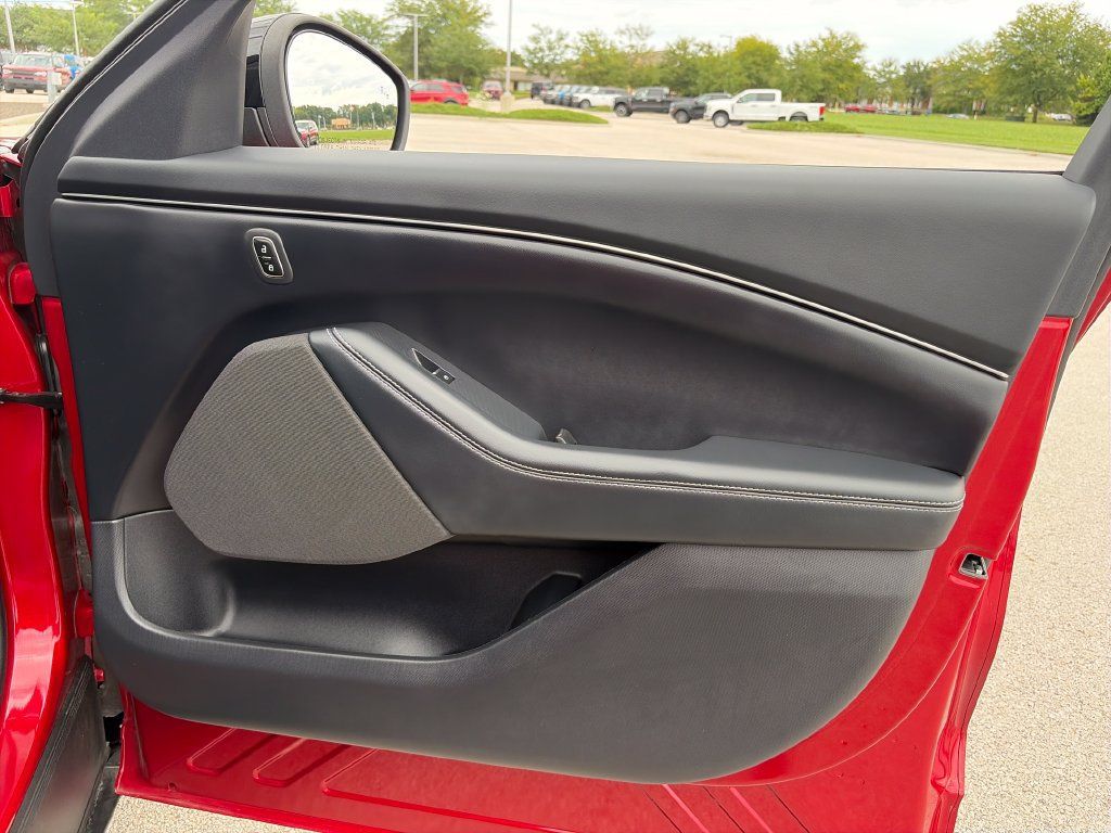 Used 2024 Ford Mustang Mach-E Select AWD/4WD image 9