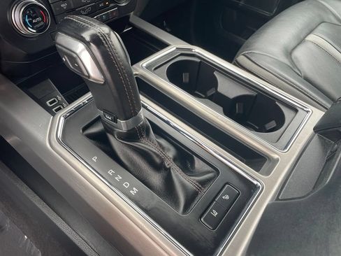 Used 2018 Ford F150 Platinum w/ Equipment Group 701A Luxury AWD/4WD image 26