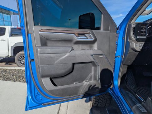 Used 2026 Chevrolet Silverado 1500 RST AWD/4WD image 9
