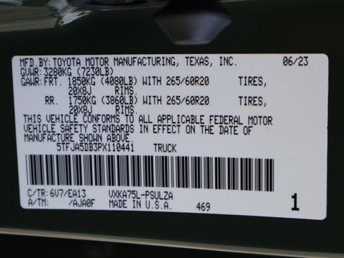 Used 2023 Toyota Tundra Limited AWD/4WD image 17