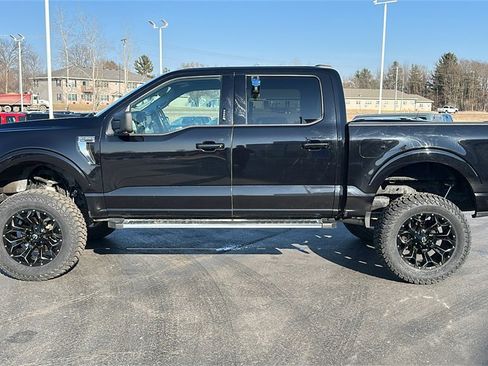 Used 2024 Ford F150 XLT image 4