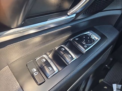 Used 2023 Kia Telluride EX AWD/4WD image 19