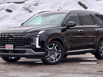 Used 2023 Hyundai Palisade Limited w/ Cargo Package